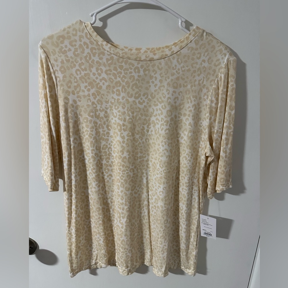NWT Cheetah Print Tshirt